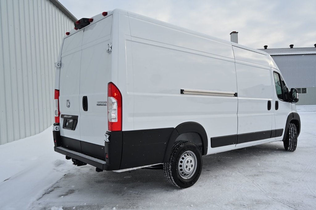 2025 Ram PROMASTER CARGO VAN 3500 TRADESMAN W/ PASS SEAT in St-Jean-Sur-Richelieu, Quebec - 3 - w1024h768px