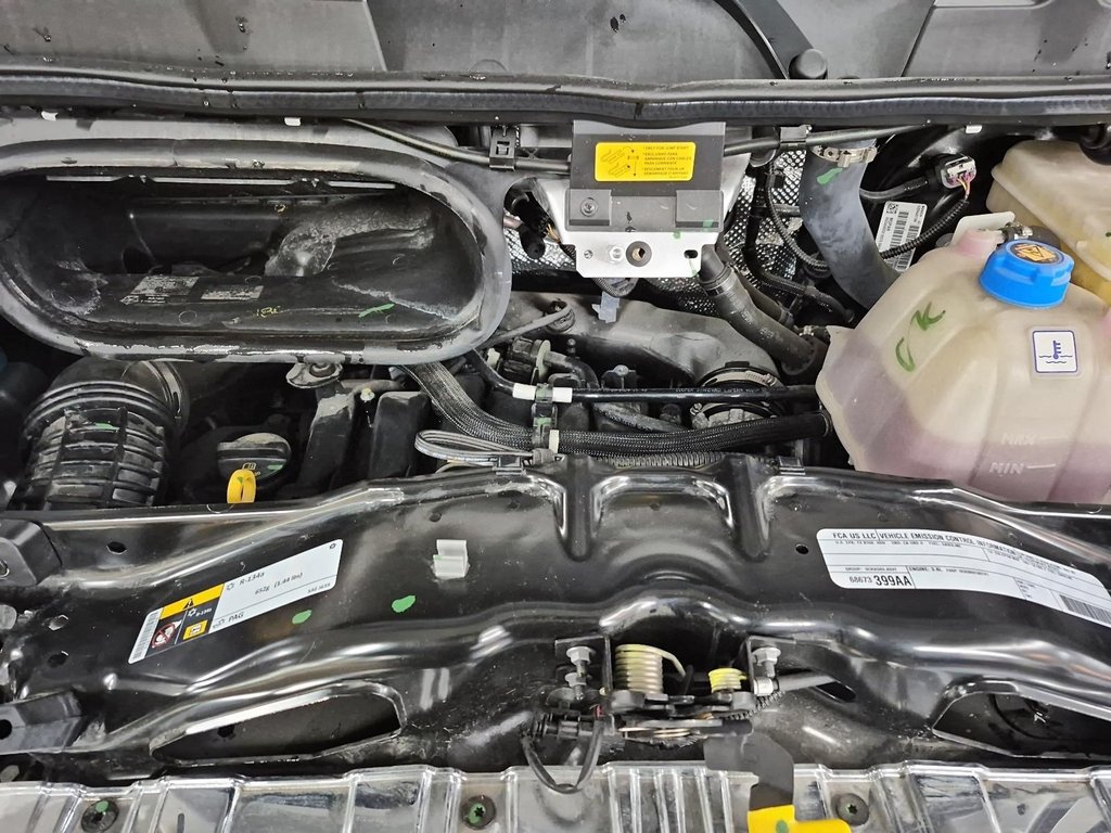 2025 Ram Promaster Cargo Van 3500 SLT in St-Jean-Sur-Richelieu, Quebec - 9 - w1024h768px