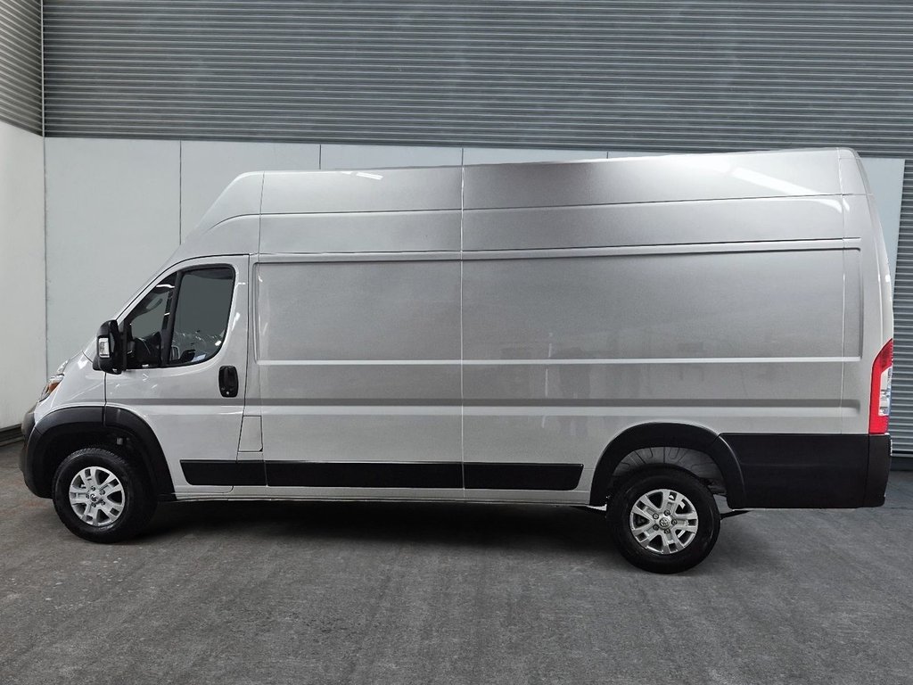 2025 Ram Promaster Cargo Van 3500 SLT in St-Jean-Sur-Richelieu, Quebec - 5 - w1024h768px