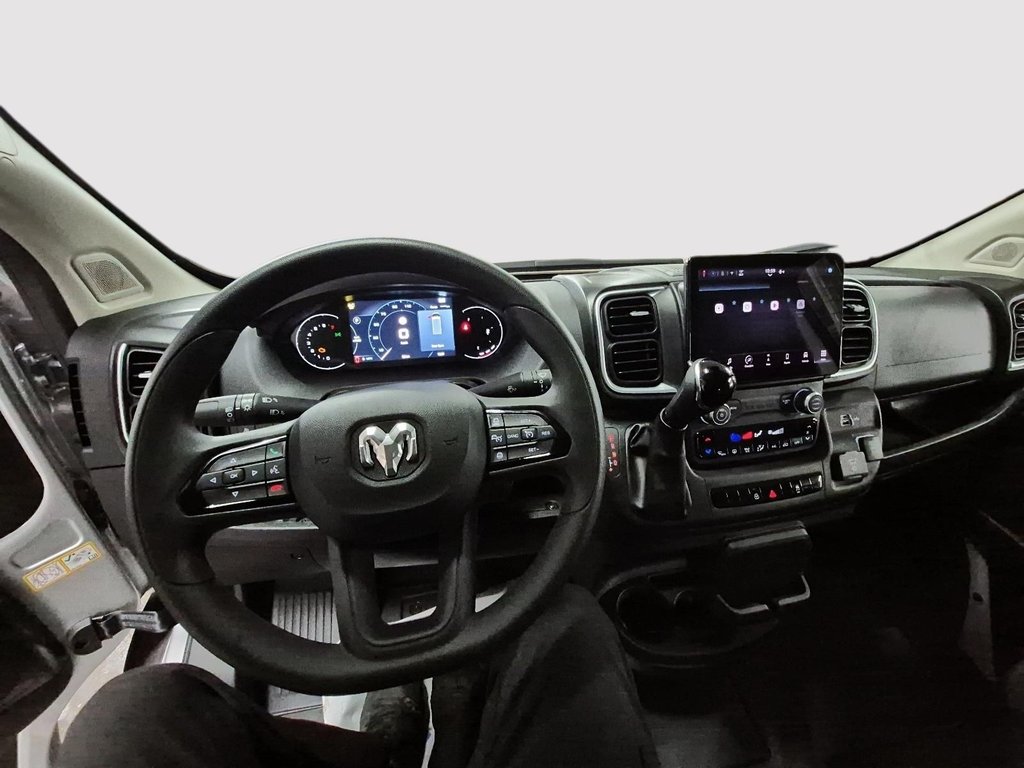 2025 Ram Promaster Cargo Van 3500 SLT in St-Jean-Sur-Richelieu, Quebec - 11 - w1024h768px