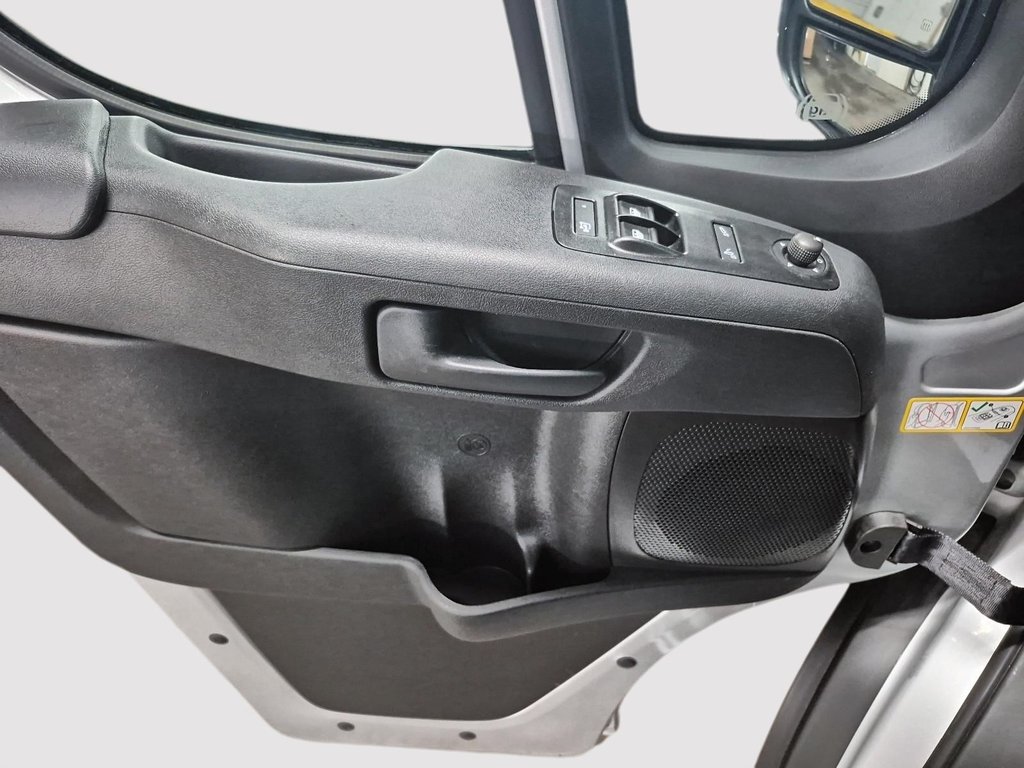 2025 Ram Promaster Cargo Van 3500 SLT in St-Jean-Sur-Richelieu, Quebec - 12 - w1024h768px