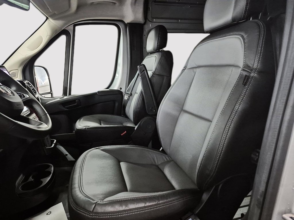 Ram Promaster Cargo Van 3500 SLT+ 2025 à St-Jean-Sur-Richelieu, Québec - 9 - w1024h768px