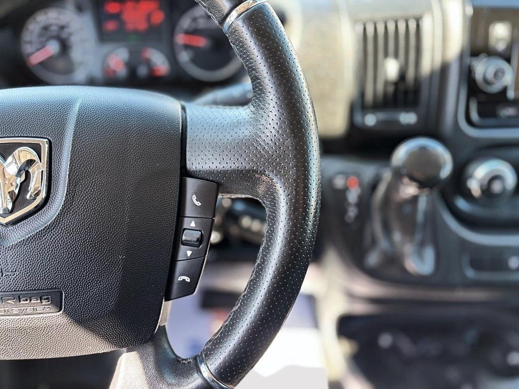 2020 Ram ProMaster Cargo Van 3500 159 WB TOIT ÉLEVÉ // 3 PLACES in Sherbrooke, Quebec - 14 - w1024h768px
