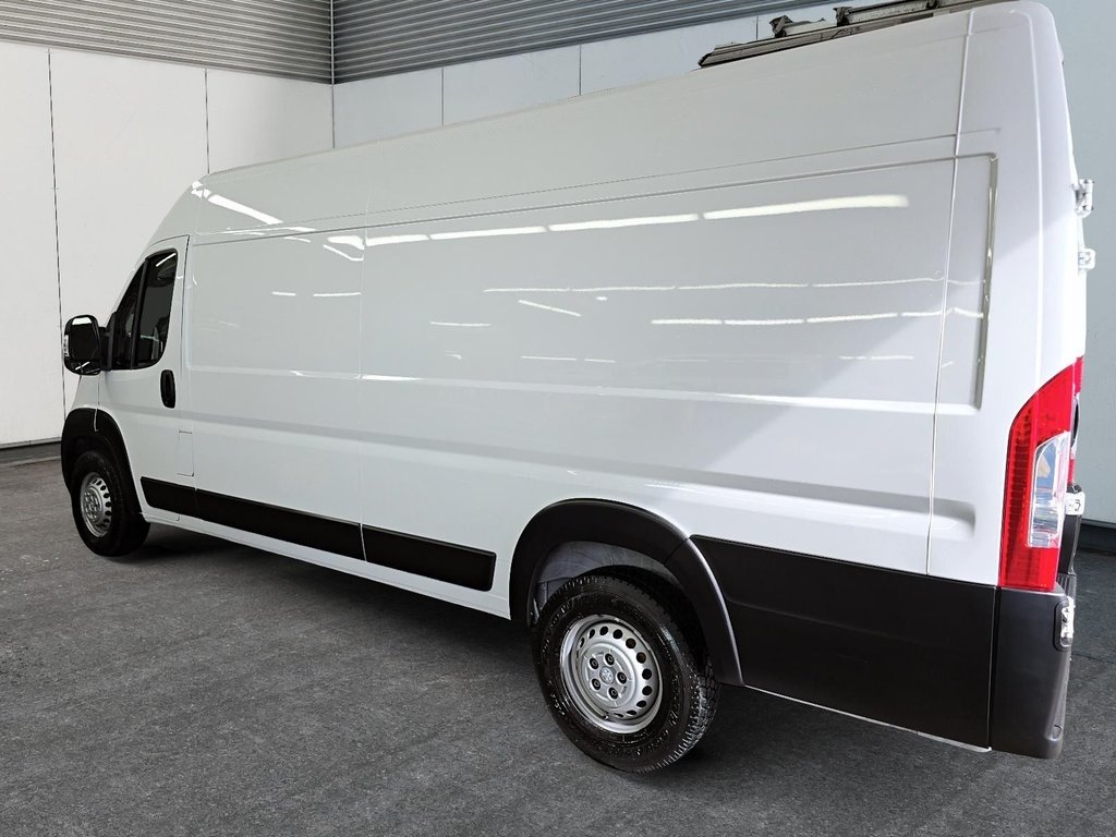 2025 Ram ProMaster Cargo Van TRADESMAN // 3500 // HIGH ROOF in Sherbrooke, Quebec - 5 - w1024h768px