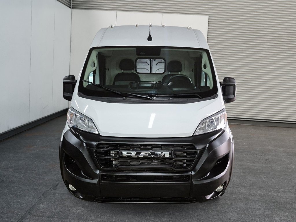 2025 Ram ProMaster Cargo Van TRADESMAN // 2500 // HIGH ROOF in Sherbrooke, Quebec - 2 - w1024h768px