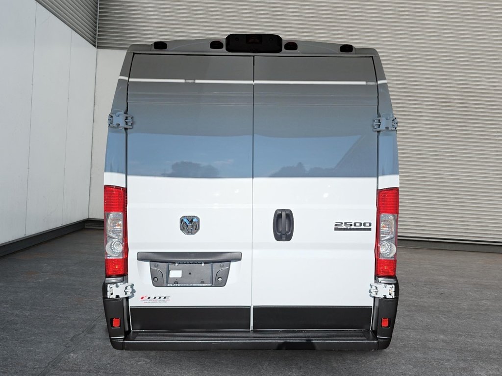 2025 Ram ProMaster Cargo Van 2500 TRADESMAN // HIGH ROOF in Sherbrooke, Quebec - 3 - w1024h768px