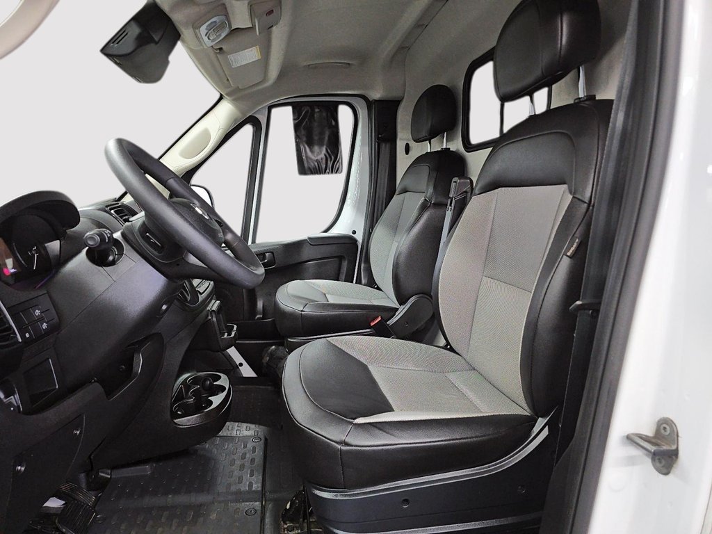 Ram ProMaster Cargo Van TRADESMAN // 2500 // HIGH ROOF 2025 à Sherbrooke, Québec - 9 - w1024h768px