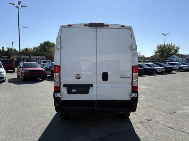 2025 Ram ProMaster Cargo Van TRADESMAN // 2500 // HIGH ROOF in Sherbrooke, Quebec - 4 - w1024h768px