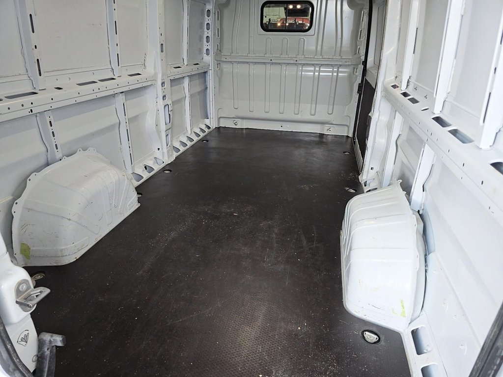 Ram ProMaster Cargo Van TRADESMAN // 2500 // HIGH ROOF 2025 à Sherbrooke, Québec - 10 - w1024h768px