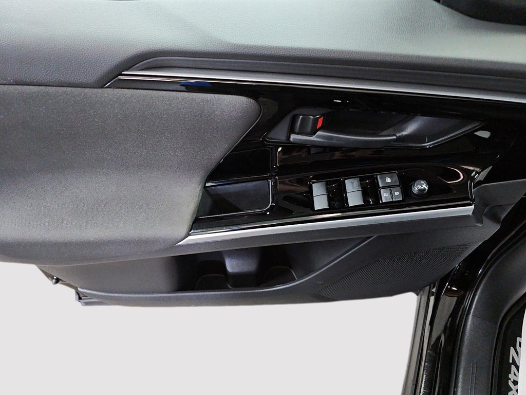 Toyota BZ4X LE 2024 à Sherbrooke, Québec - 11 - w1024h768px