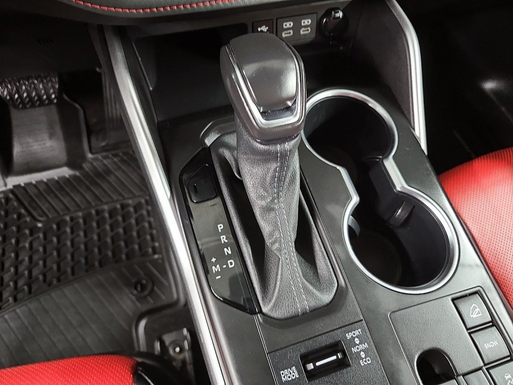 Toyota Highlander XSE / HIGHLANDER / TOYOTA 2024 à Sherbrooke, Québec - 15 - w1024h768px