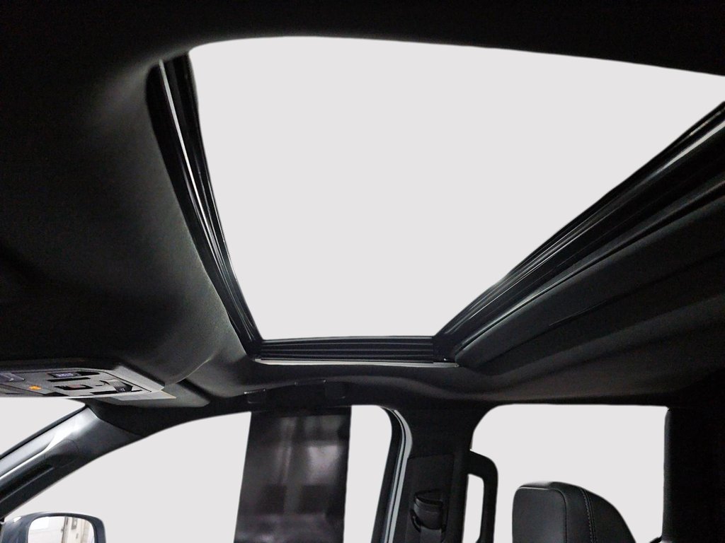 2025 Toyota Tacoma TACOMA // HYBRIDE // TOYOTA in Sherbrooke, Quebec - 18 - w1024h768px