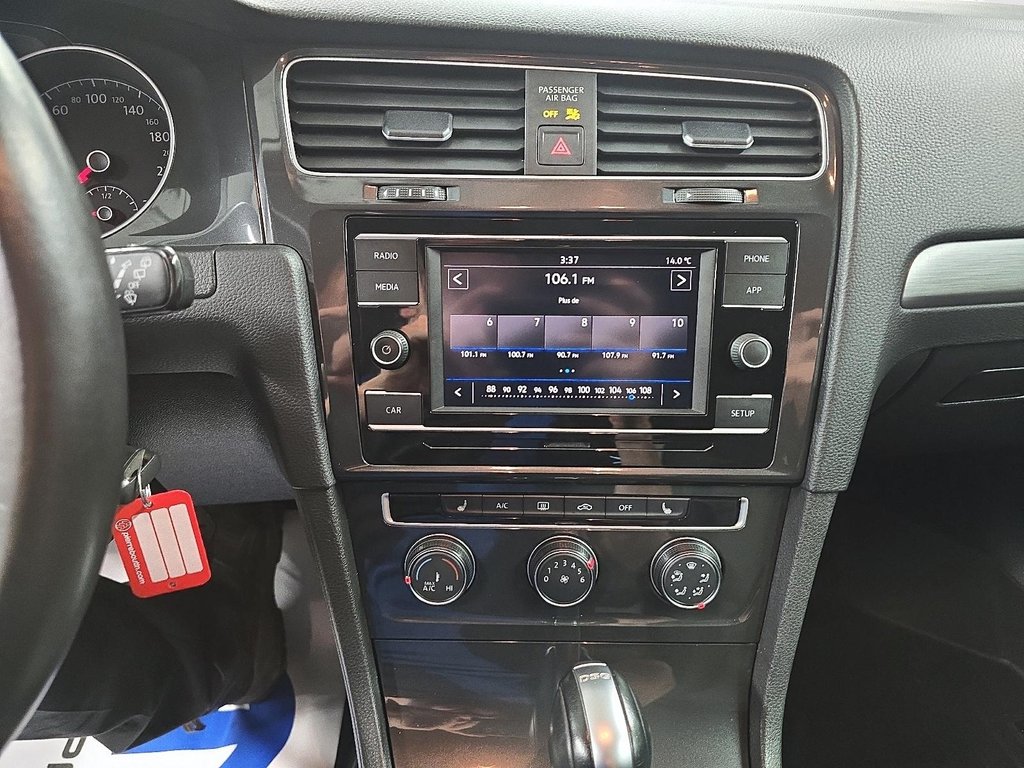 Volkswagen Golf SportWagen COMFORTLINE DSG // SIÉGES CHAUFFANT // CARPLAY 2019 à Sherbrooke, Québec - 18 - w1024h768px