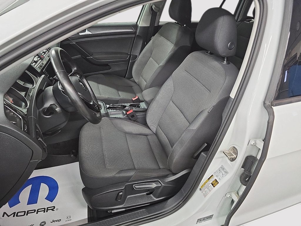 Volkswagen Golf SportWagen COMFORTLINE DSG // SIÉGES CHAUFFANT // CARPLAY 2019 à Sherbrooke, Québec - 9 - w1024h768px