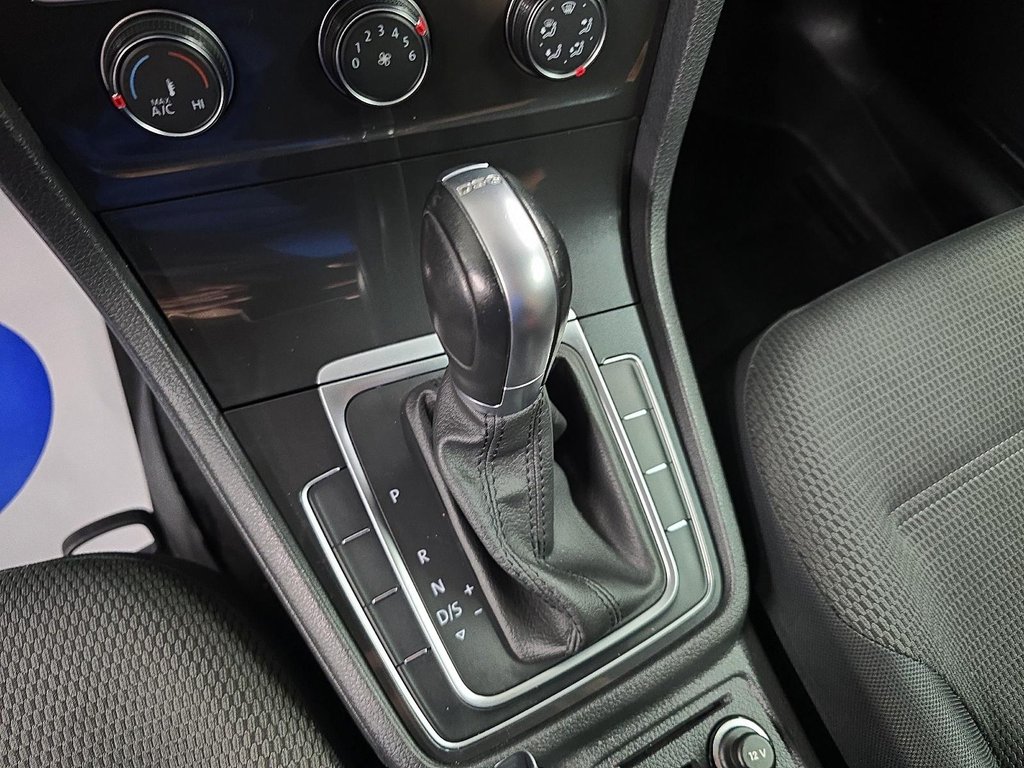 Volkswagen Golf SportWagen COMFORTLINE DSG // SIÉGES CHAUFFANT // CARPLAY 2019 à Sherbrooke, Québec - 15 - w1024h768px