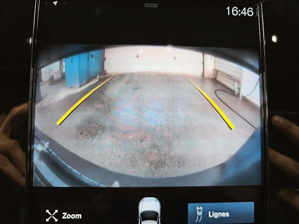 2022 Volvo XC40 R-DESING T5 AWD // TOIT PANORAMIQUE in Sherbrooke, Quebec - 17 - w1024h768px