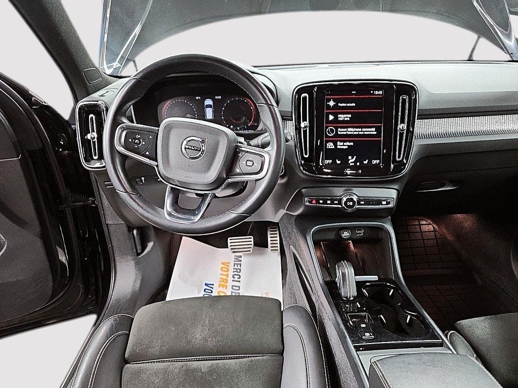 2022 Volvo XC40 R-DESING T5 AWD // TOIT PANORAMIQUE in Sherbrooke, Quebec - 10 - w1024h768px
