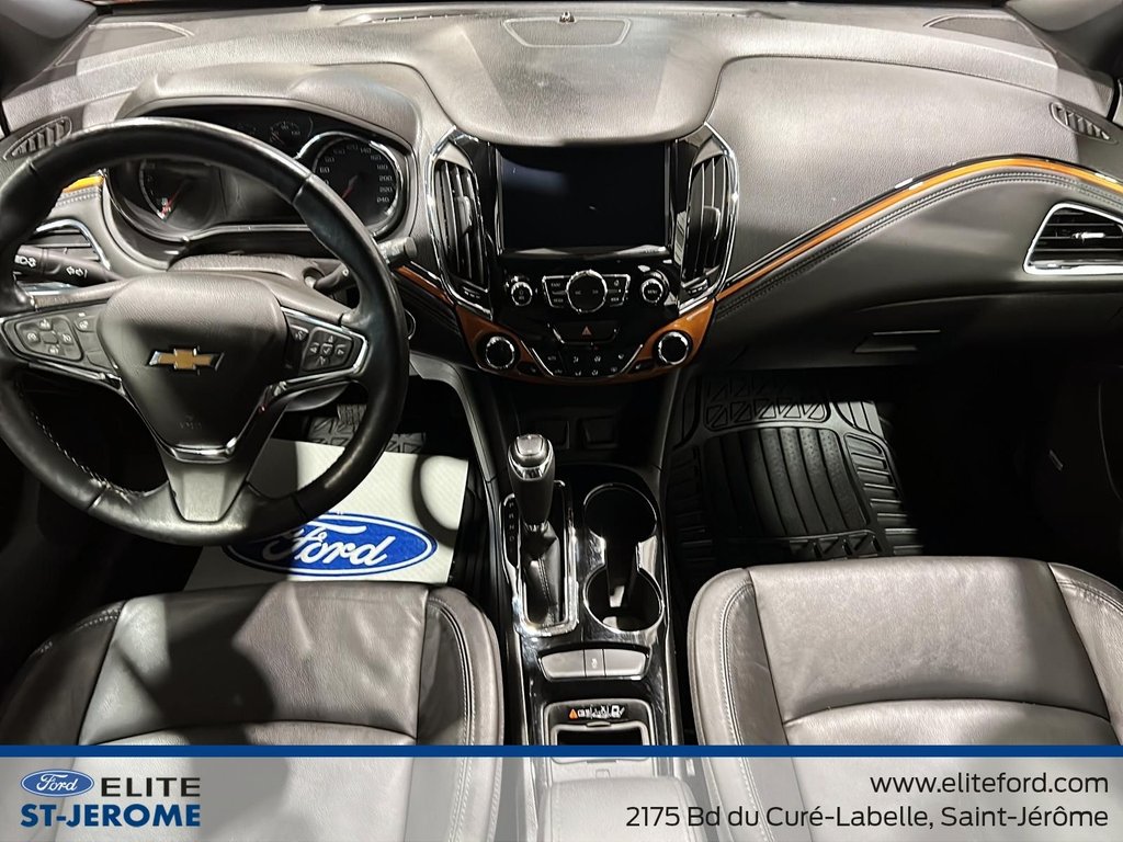 2017 Chevrolet Cruze Premier in Charlemagne, Quebec - 17 - w1024h768px