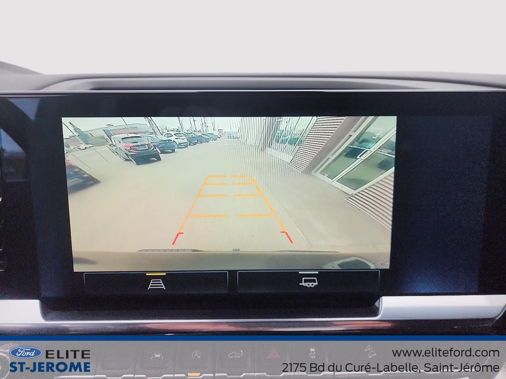 2022 Chevrolet Silverado 1500 LT Trail Boss, V8 6.2L,GPS,CUIR,BANC CHAUFFANT in Charlemagne, Quebec - 22 - w1024h768px