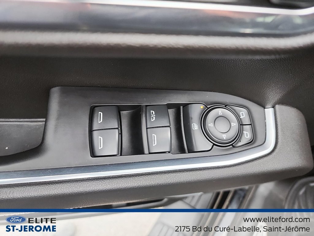 2022 Chevrolet Silverado 1500 LT Trail Boss, V8 6.2L,GPS,CUIR,BANC CHAUFFANT in Charlemagne, Quebec - 8 - w1024h768px