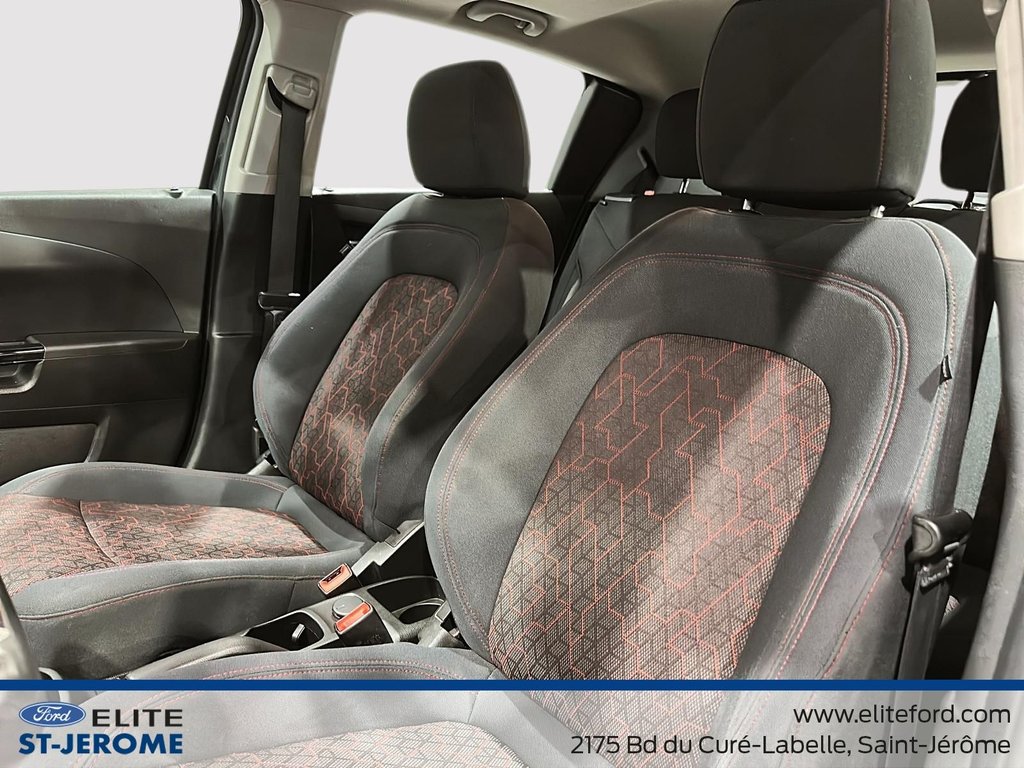 2018 Chevrolet Sonic LT in Charlemagne, Quebec - 17 - w1024h768px