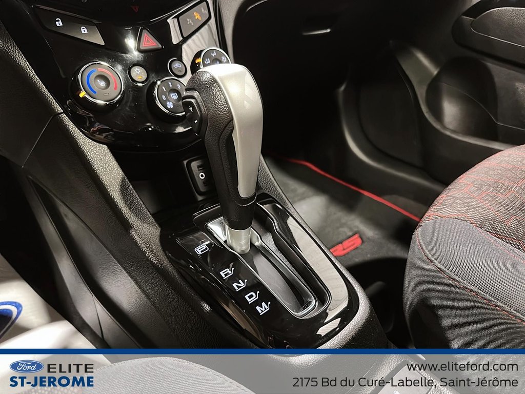 2018 Chevrolet Sonic LT in Charlemagne, Quebec - 25 - w1024h768px