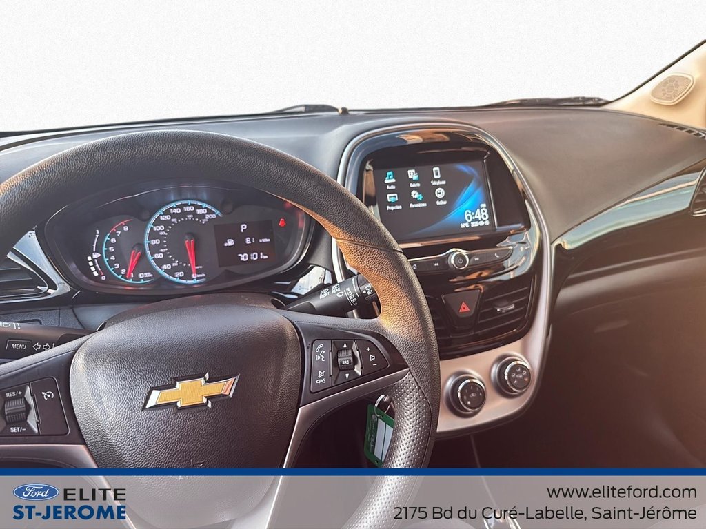 Chevrolet Spark LT , BAS KM, BLUETOOTH, CAMERA DE RECUL 2018 à Charlemagne, Québec - 16 - w1024h768px