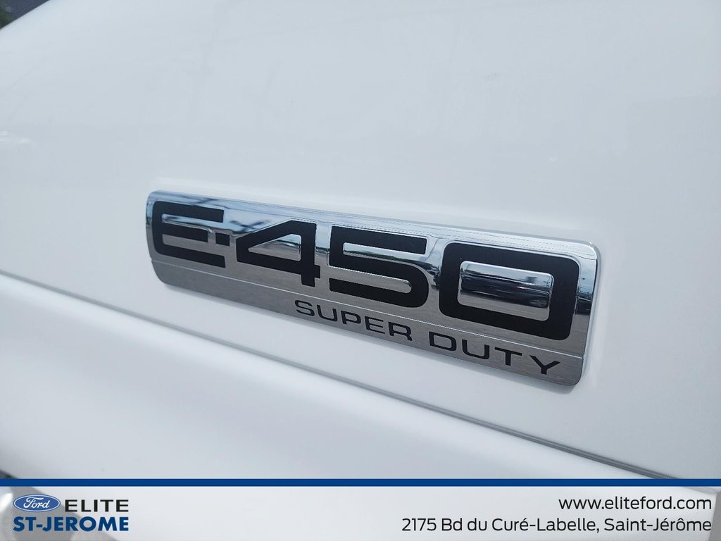 Ford E-Series Cutaway E-450,EMPATTEMENT 176PO,7,3L V8,*INSPECTION FAITE* 2022 à Charlemagne, Québec - 6 - w1024h768px