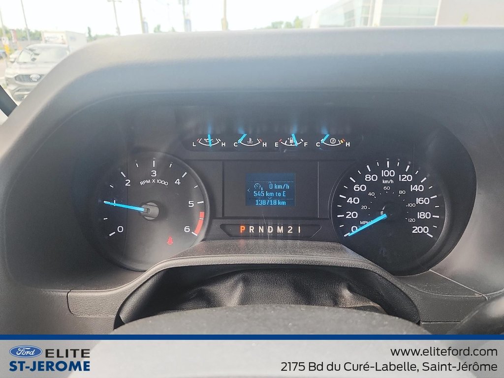 Ford E-Series Cutaway E-450,EMPATTEMENT 176PO,7,3L V8,*INSPECTION FAITE* 2022 à Charlemagne, Québec - 8 - w1024h768px