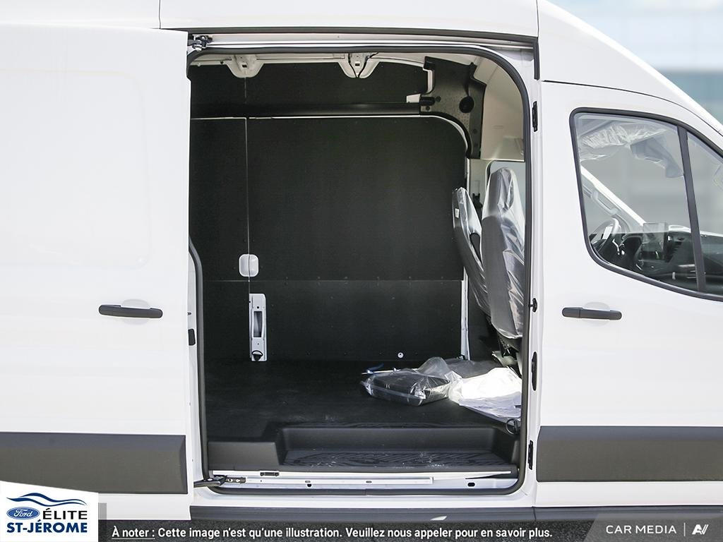 2023 Ford E-Transit Cargo Van in Charlemagne, Quebec - 20 - w1024h768px
