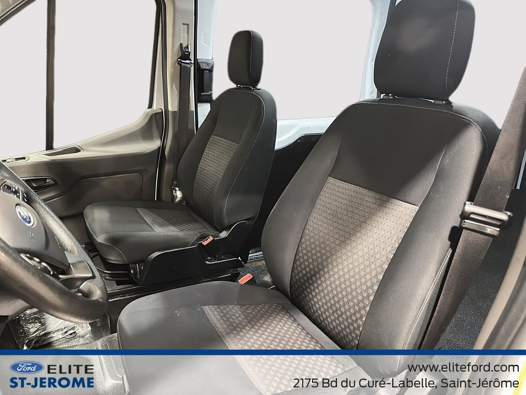 2023 Ford E-Transit Cargo Van BLANC in Charlemagne, Quebec - 15 - w1024h768px