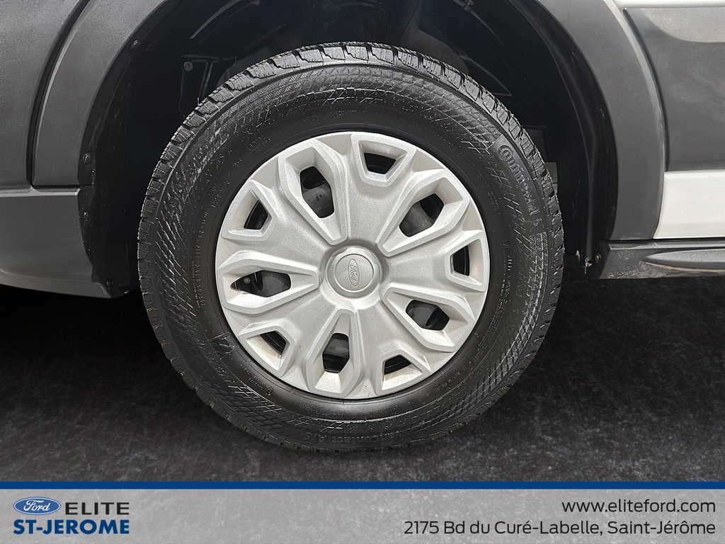 2023 Ford E-Transit Cargo Van BLANC in Charlemagne, Quebec - 11 - w1024h768px