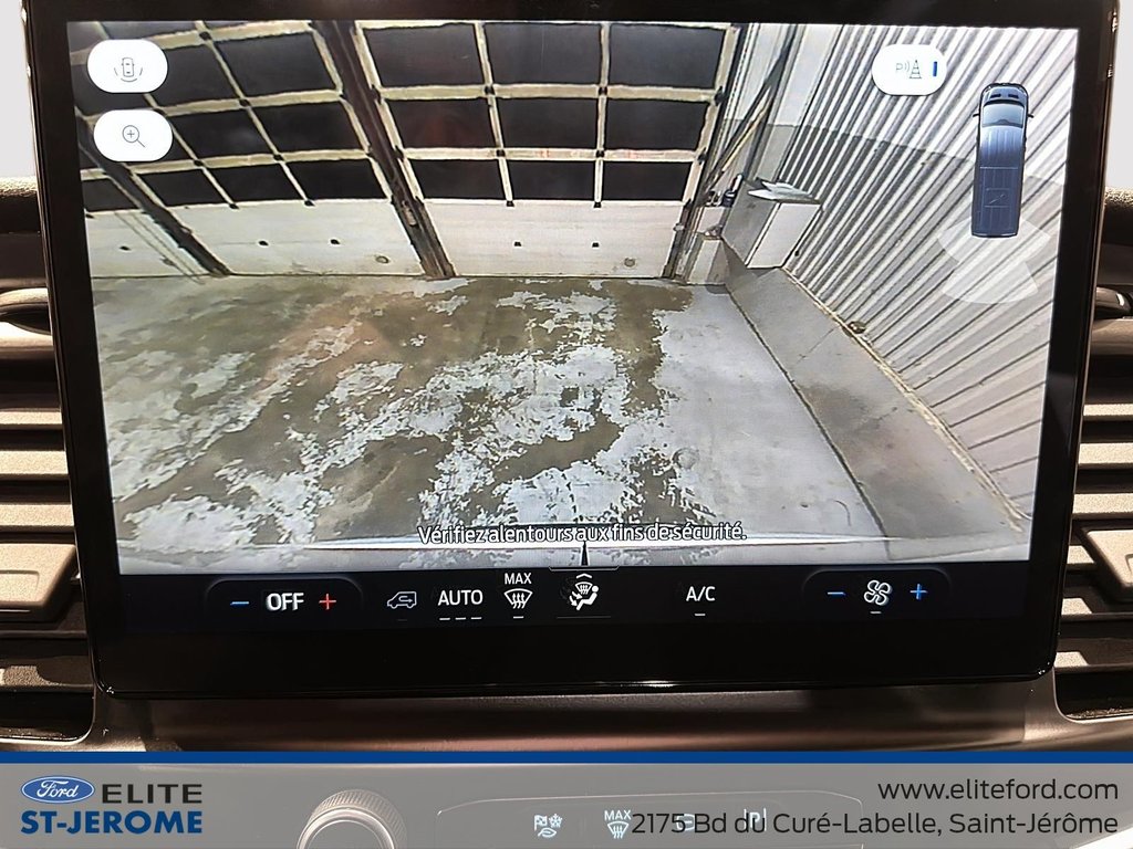 2023 Ford E-Transit Cargo Van BLANC in Charlemagne, Quebec - 26 - w1024h768px