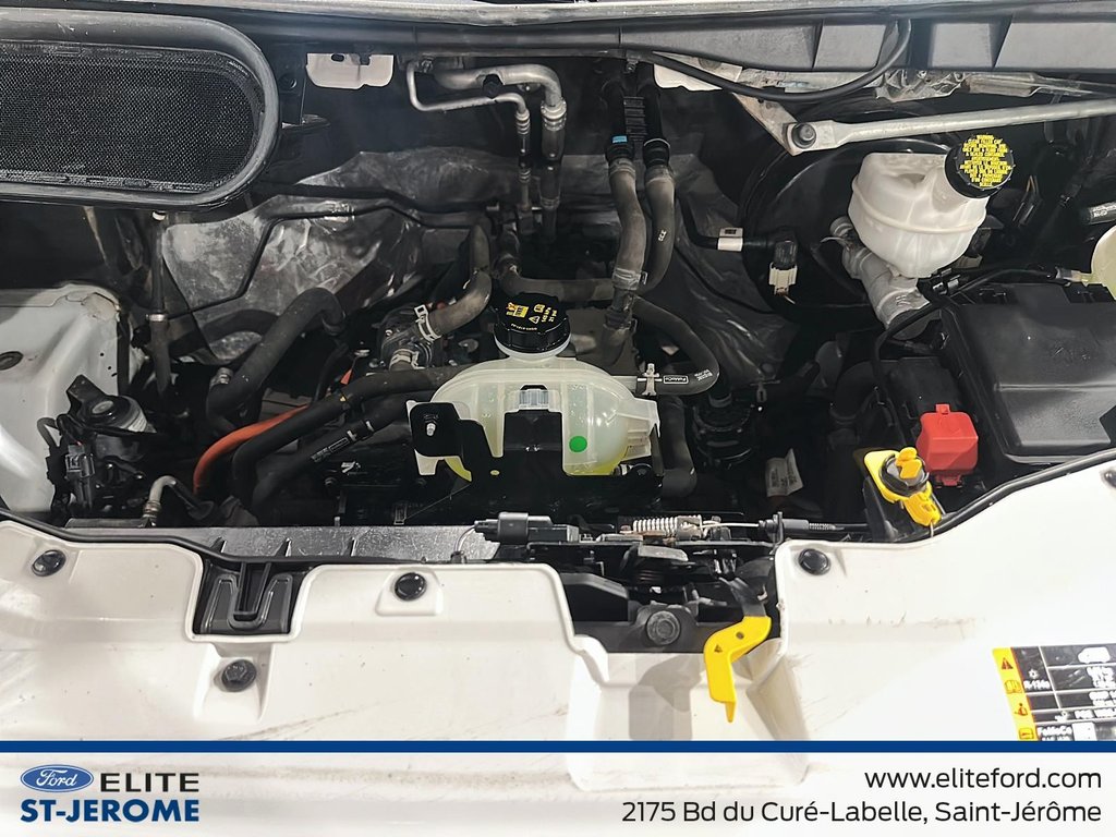 2023 Ford E-Transit Cargo Van BLANC in Charlemagne, Quebec - 13 - w1024h768px