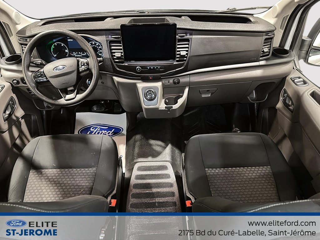 2023 Ford E-Transit Cargo Van BLANC in Charlemagne, Quebec - 17 - w1024h768px