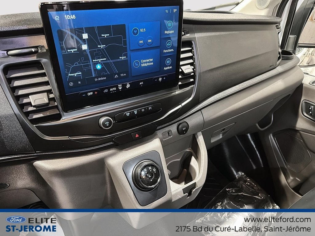 2023 Ford E-Transit Cargo Van BLANC in Charlemagne, Quebec - 23 - w1024h768px