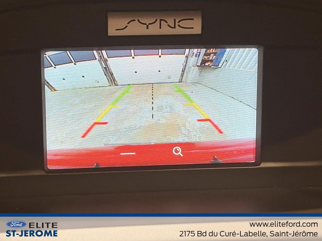 2016 Ford Escape SE,FWD in Charlemagne, Quebec - 26 - w1024h768px