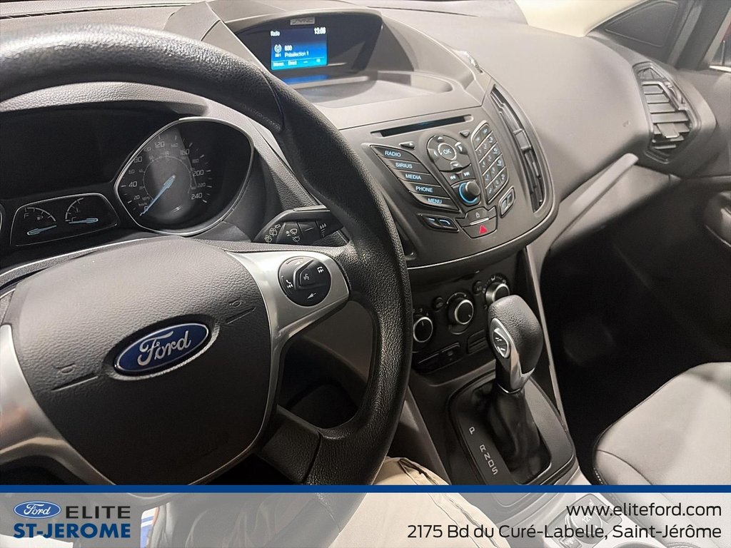 2016 Ford Escape SE,FWD in Charlemagne, Quebec - 23 - w1024h768px