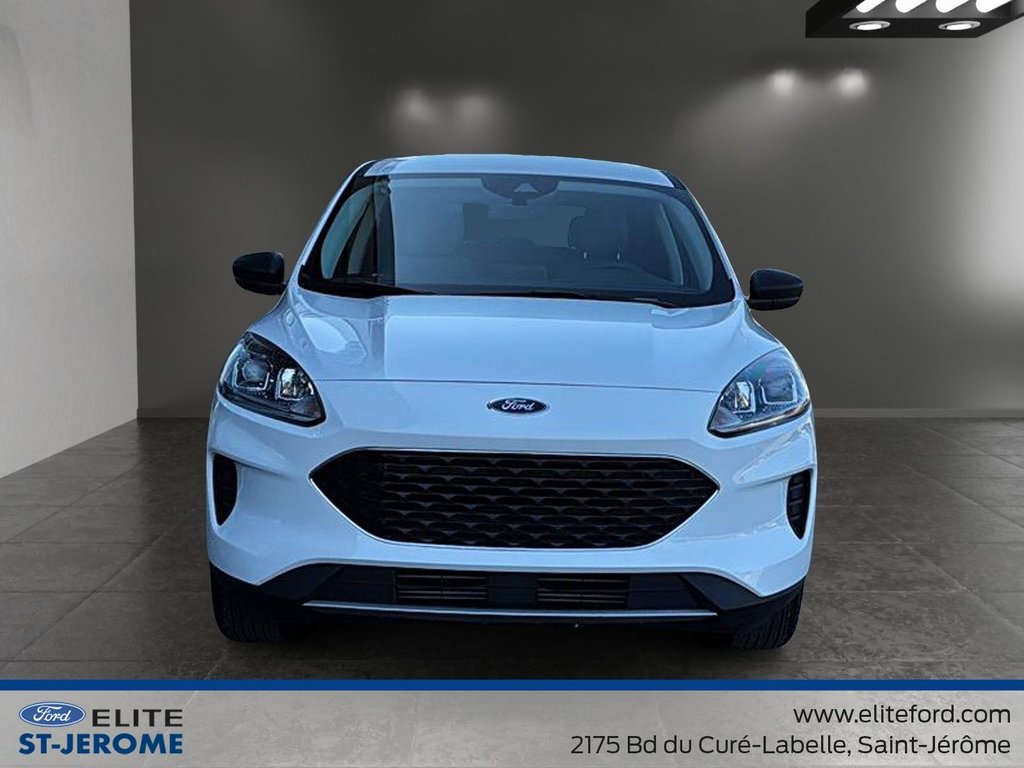 2022 Ford Escape SE , AWD, SIGES CHAUFFANTS, ANGLES MORTS, APPLE CA in Charlemagne, Quebec - 2 - w1024h768px
