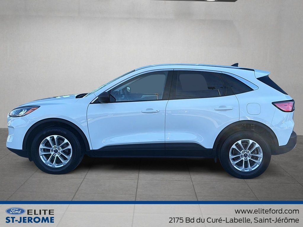 2022 Ford Escape SE , AWD, SIGES CHAUFFANTS, ANGLES MORTS, APPLE CA in Charlemagne, Quebec - 5 - w1024h768px