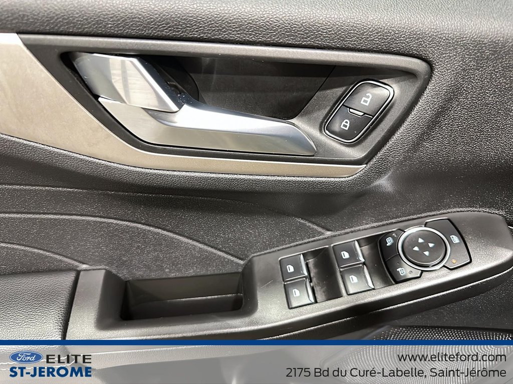 Ford Escape SEL,AWD 2022 à Charlemagne, Québec - 11 - w1024h768px
