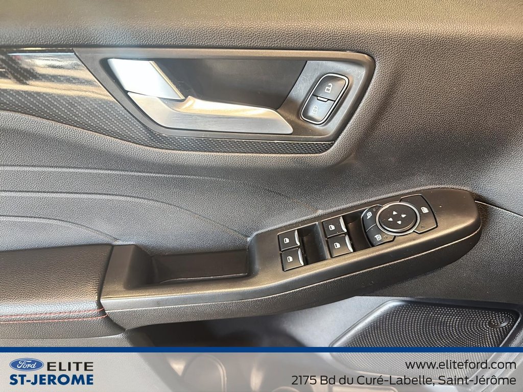 Ford Escape ST-Line, AWD 2024 à Charlemagne, Québec - 19 - w1024h768px