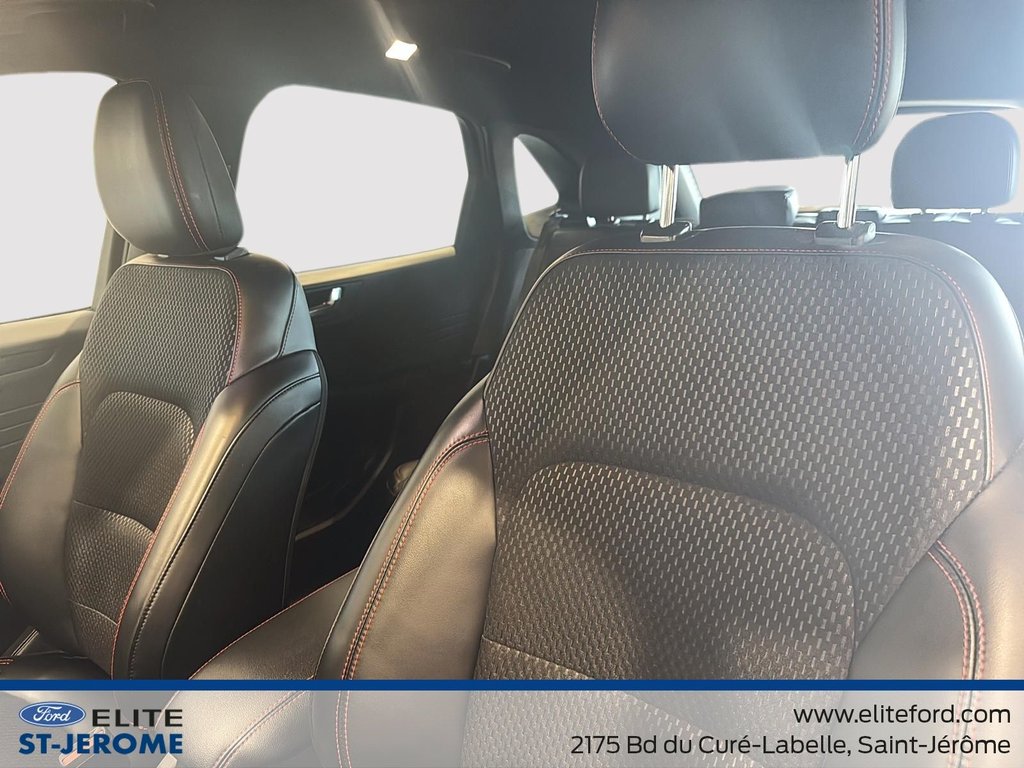 Ford Escape ST-Line, AWD 2024 à Charlemagne, Québec - 17 - w1024h768px
