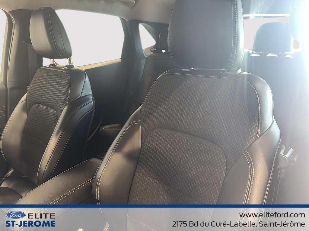2024 Ford Escape PHEV in Charlemagne, Quebec - 16 - w1024h768px
