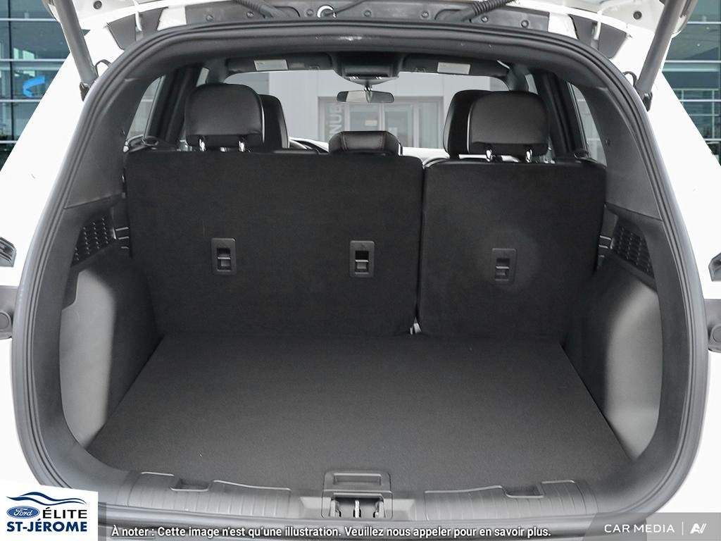 Ford Escape ST-LINE SELECT 2025 à Charlemagne, Québec - 7 - w1024h768px