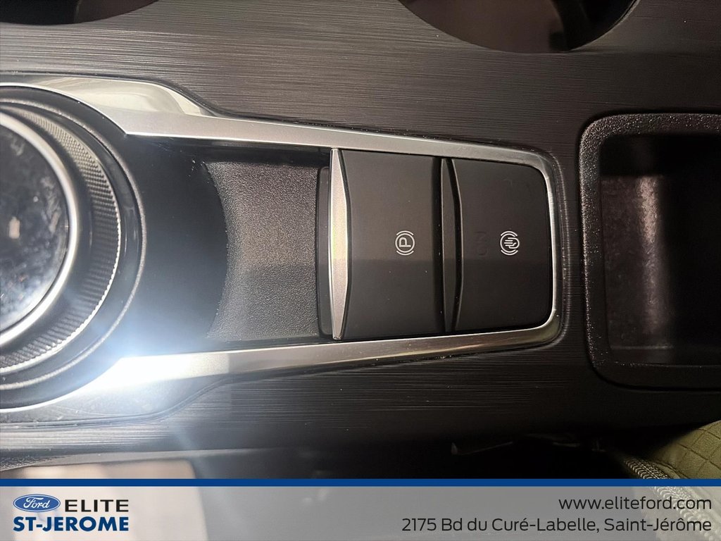 2026 Ford Escape PHEV in Saint-Jérôme, Quebec - 24 - w1024h768px