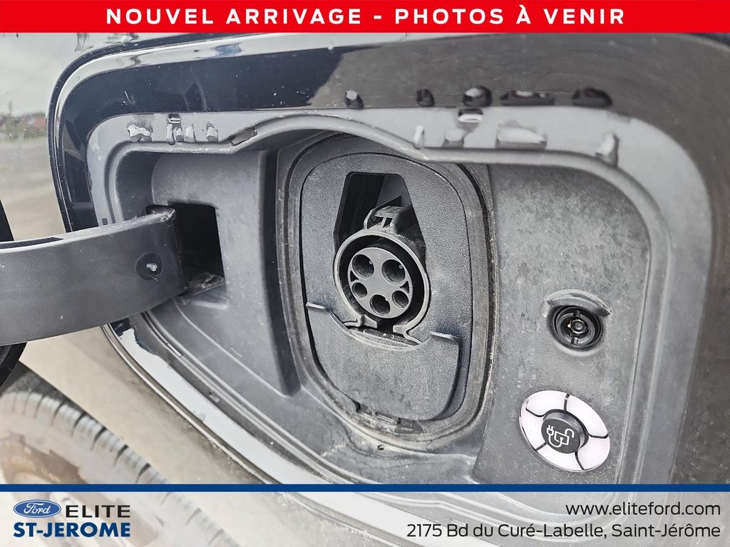 Ford F-150 Lightning LARIAT ,CUIR,GPS,SIEGE ET VOLANT CHAUFFANT 2023 à Charlemagne, Québec - 8 - w1024h768px