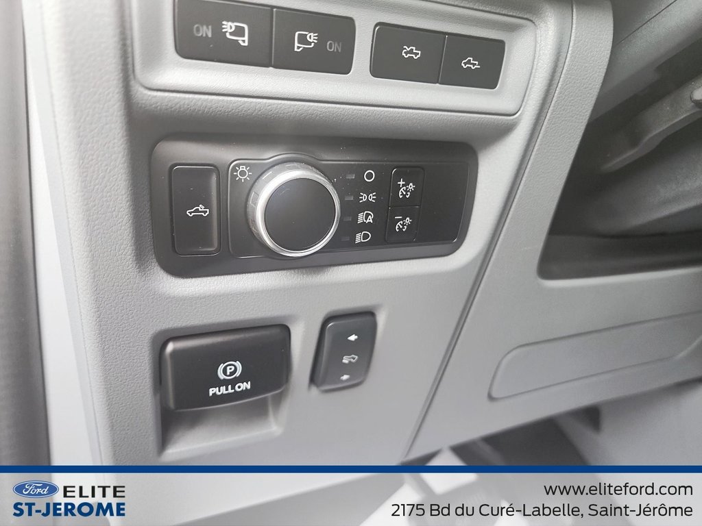 2024 Ford F-150 Lightning Flash ,BATT LONGUE DUREE, ECRAN 12PO, MAG 20POENS. in Charlemagne, Quebec - 14 - w1024h768px