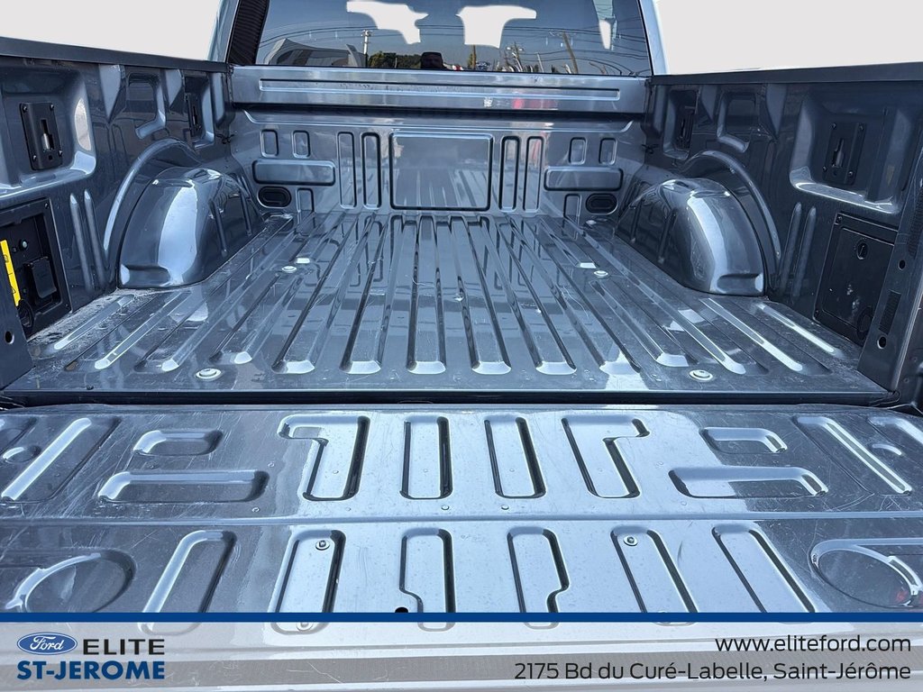 Ford F-150 Lightning XLT,PETITE BATTERIE,SIEG ELECTRIQUE,BANC CHAUFFANT 2024 à Charlemagne, Québec - 18 - w1024h768px