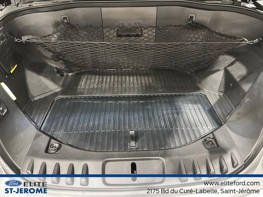 2024 Ford F-150 Lightning XLT,PETITE BATTERIE,SIEG ELECTRIQUE,BANC CHAUFFANT in Charlemagne, Quebec - 15 - w1024h768px